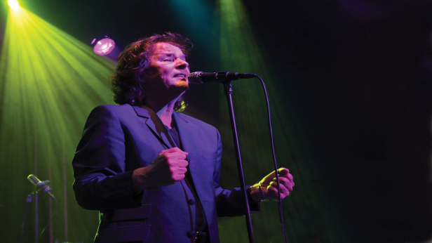 Hung Up On A Dream: A Film experience with a special performance by Colin Blunstone with Rooney unplugged
