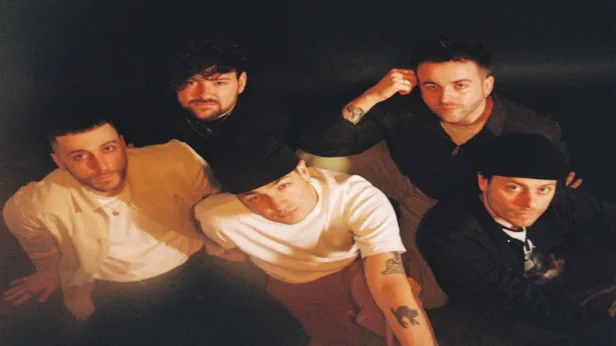 Boston Manor, Spaced