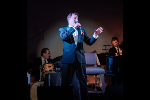 Jonathan Poretz's Sinatra vs. Darin: Sex, Swagger & Swing!