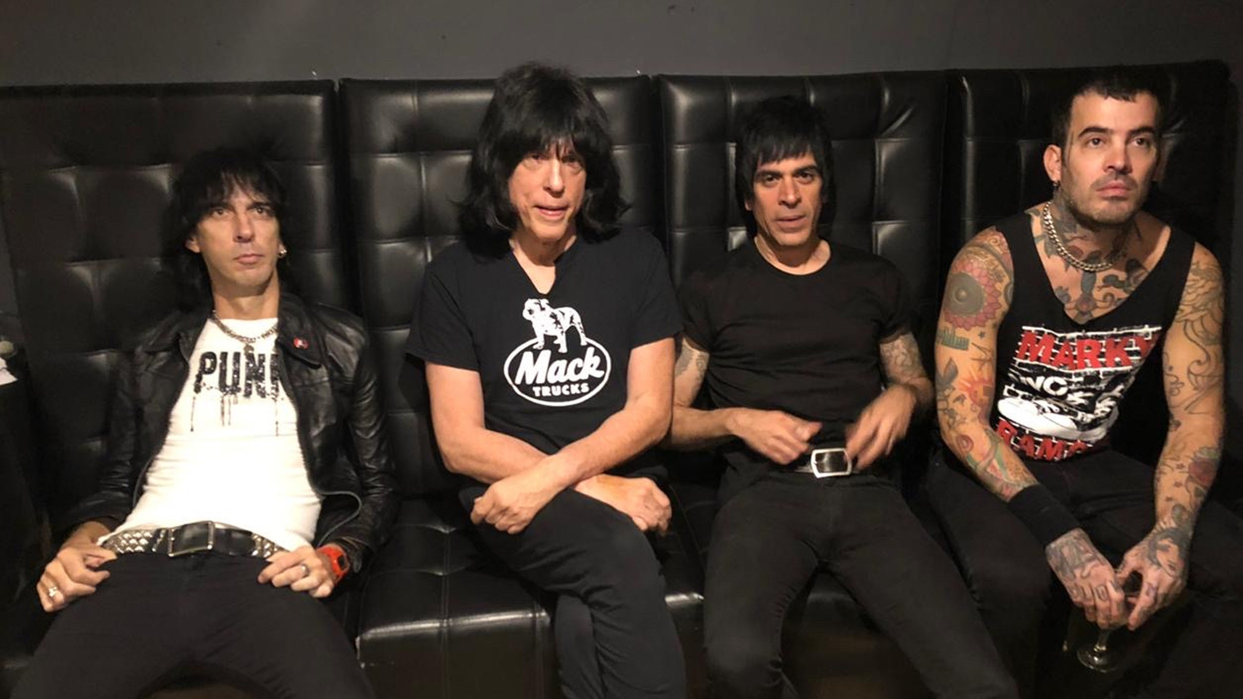 MARKY RAMONE PLAYS THE RAMONES