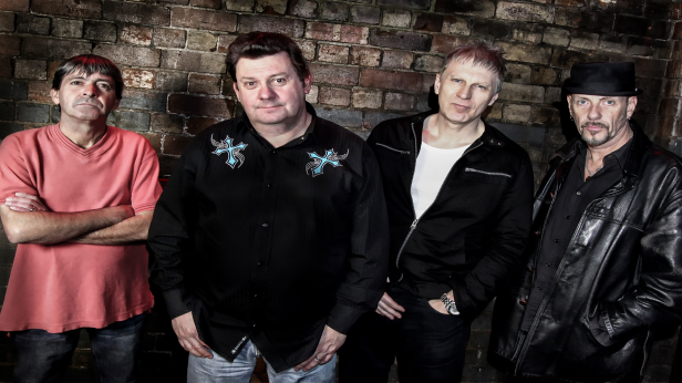 Stiff Little Fingers - Flame in the Heart Tour