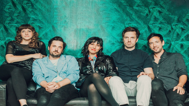 Deep Sea Diver: Billboard Heart Tour