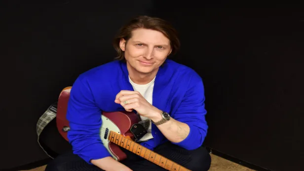 Eric Hutchinson