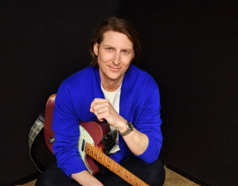 Eric Hutchinson