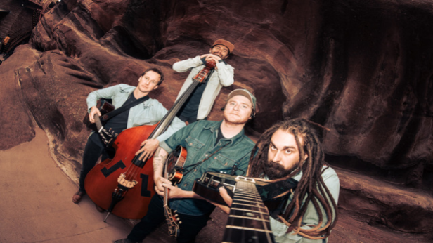 Kitchen Dwellers with Horseshoes & Hand Grenades presented by Thalia Hall and Deep Cut