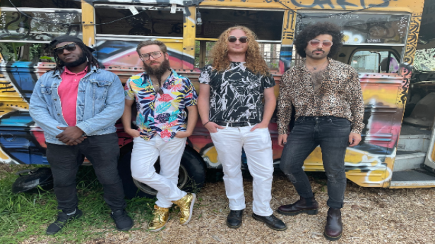 Free Show - MINKA
