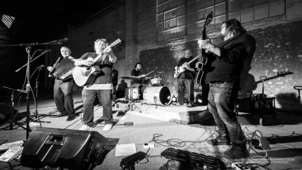 Tom Kurlander & Pale Blue Sound 