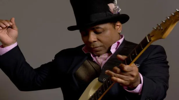 Chris Thomas King Trio