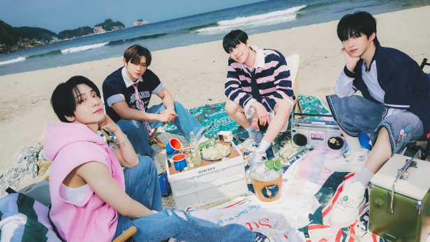 2025 ONEUS WORLD TOUR 'H_OUR, US'
