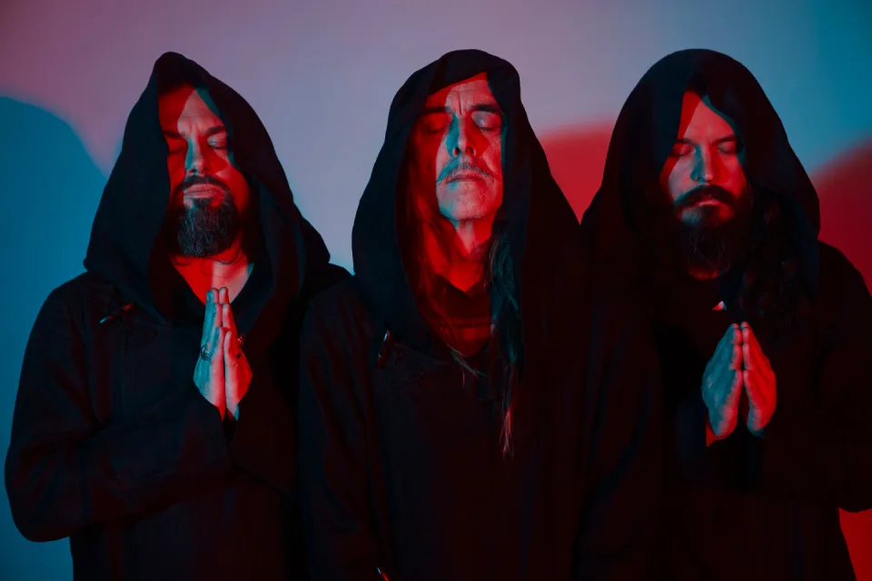 Sunn O)))