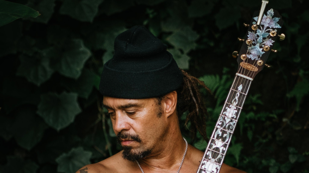 Michael Franti w/ Spearhead