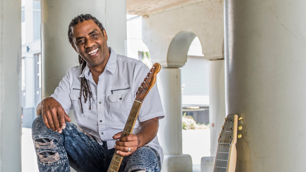 Kenny Neal