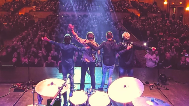Hotel California - The Original Eagles Tribute