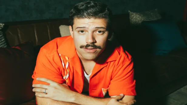 Angelo Colina: Un Verano en NY (En Español)