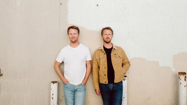 Cayucas, Aviator Stash