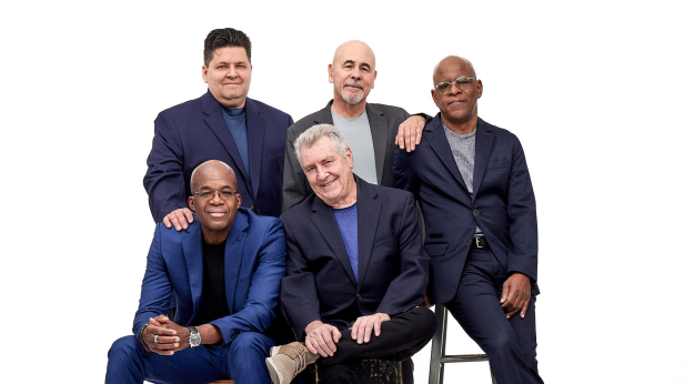 Spyro Gyra @ Rialto Theatre