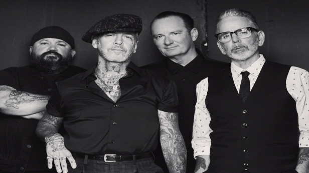 Social Distortion
