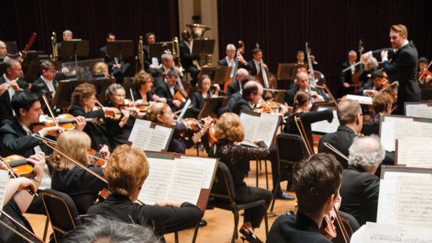 Jax Symphony: Copland's Clarinet Concerto