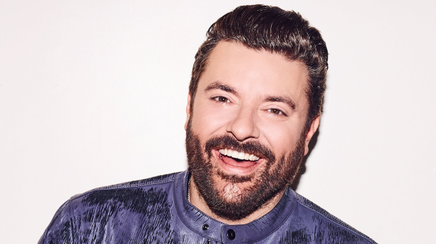 It Must Be Christmas - An Acoustic Evening with Chris Young