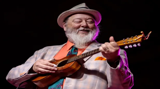 Shinyribs, Schaefer Llana