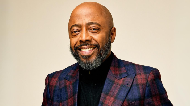 Donnell Rawlings Ticket + Hotel Deals