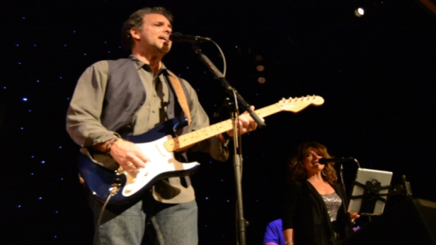 The Bell Bottom Blues: Eric Clapton Experience