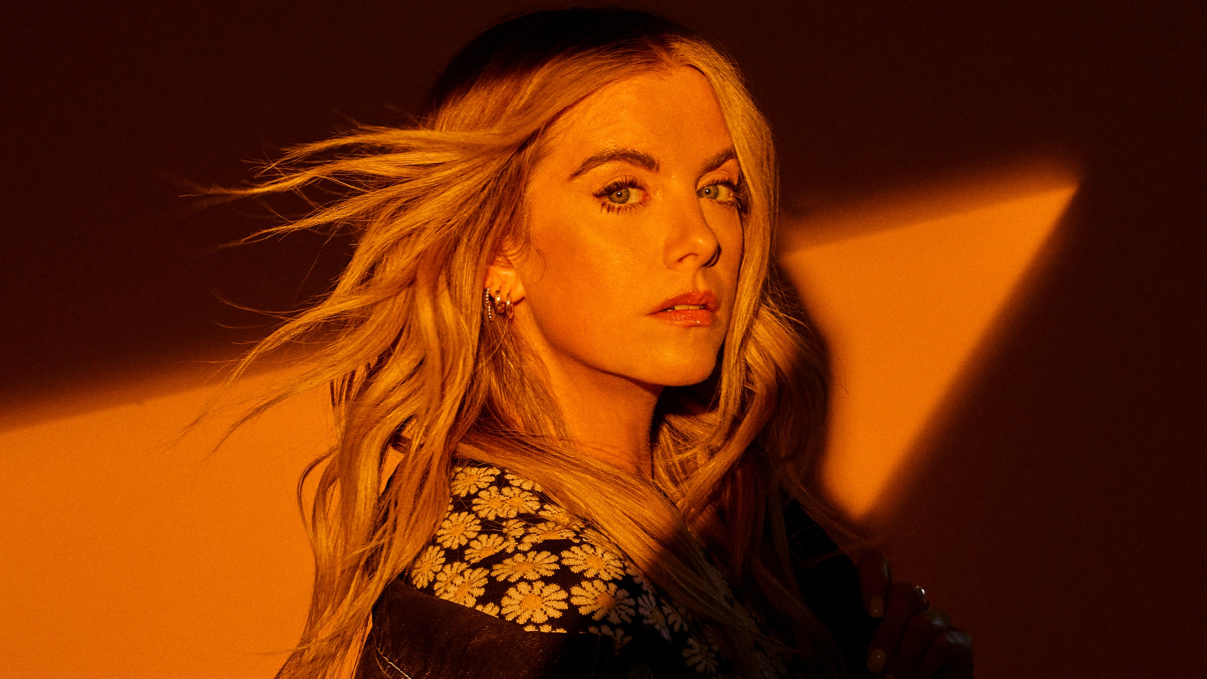 Lindsay Ell - The Fence Sitter Tour
