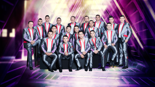 GUERRA DE BANDAS CON LA ARROLLADORA EN BROKLYN!