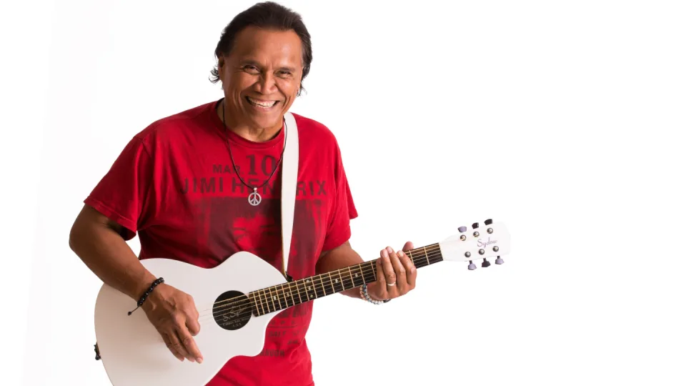 Henry Kapono & Friends – Waikīkī Calling 