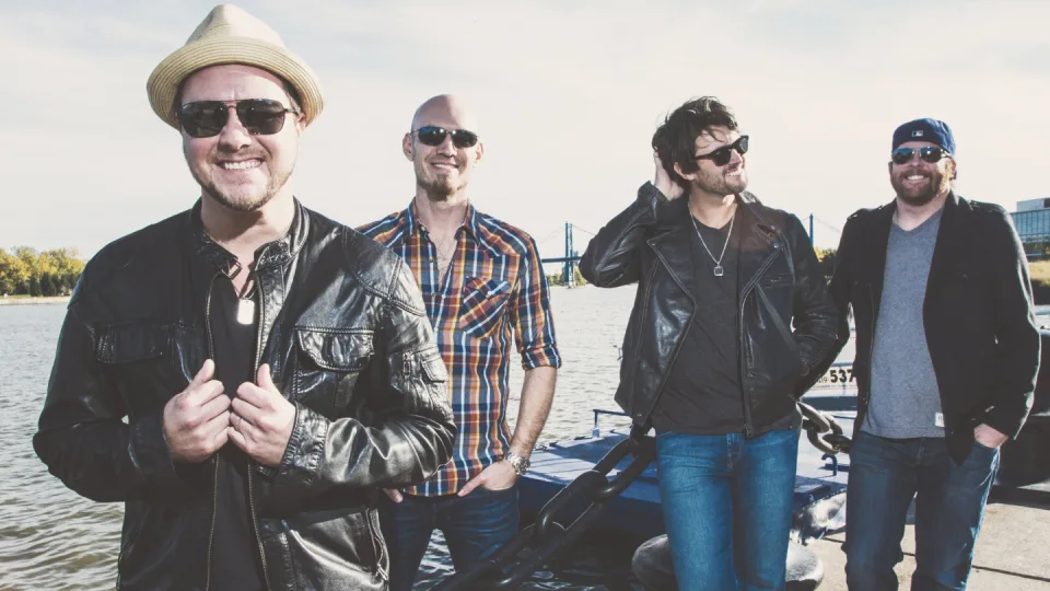 Eli Young Band w/ LANco