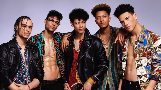B5 - The 2025 Up Close & Personal Tour