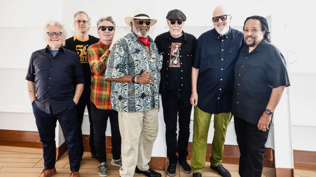 Taj Mahal & The Phantom Blues Band