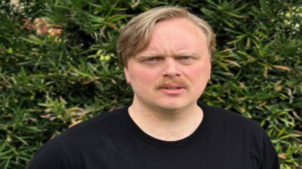 Gus Johnson