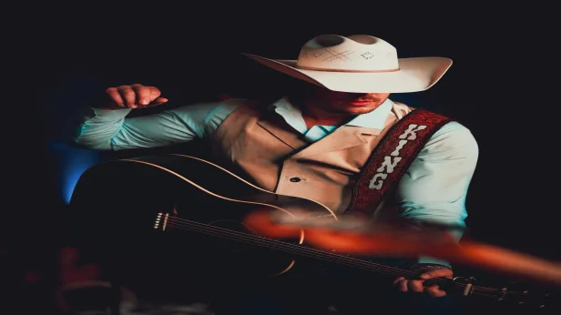 Randall King w/ Kylie Frey at Wendell's (18+)