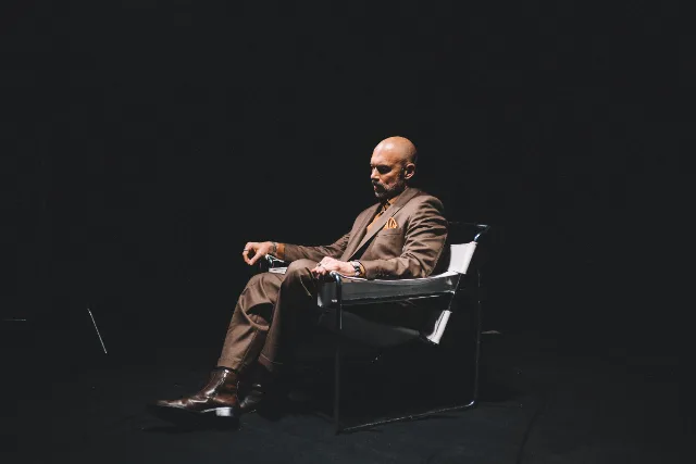Santiago Cruz