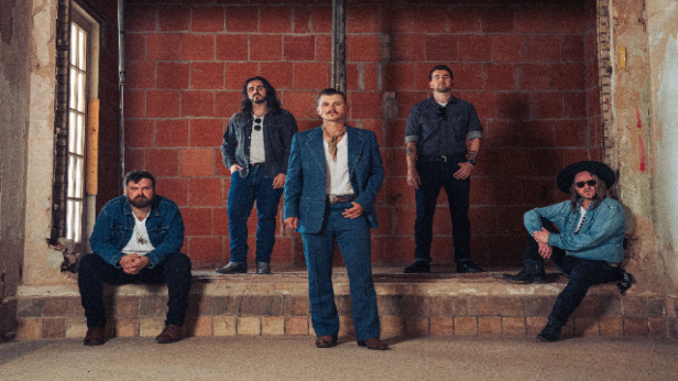 Kolton Moore & the Clever Few - The Place That I Call Home Tour