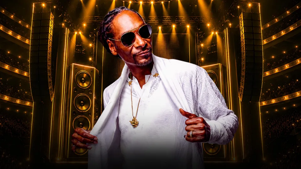 Snoop Dogg as DJ Snoopadelic