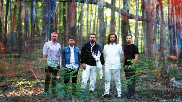 Magic Bag Presents: Red Wanting Blue