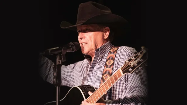 Strait Country