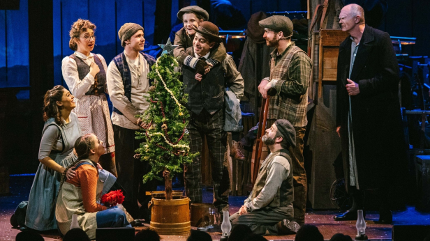Dolly Parton's Smoky Mountain Christmas Carol