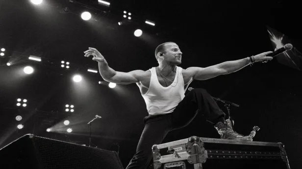 (SOLD OUT) Kip Moore with Leah Blevins