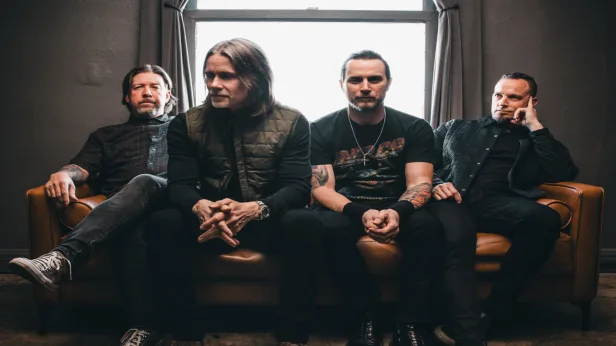 Alter Bridge - What Lies Within Tour