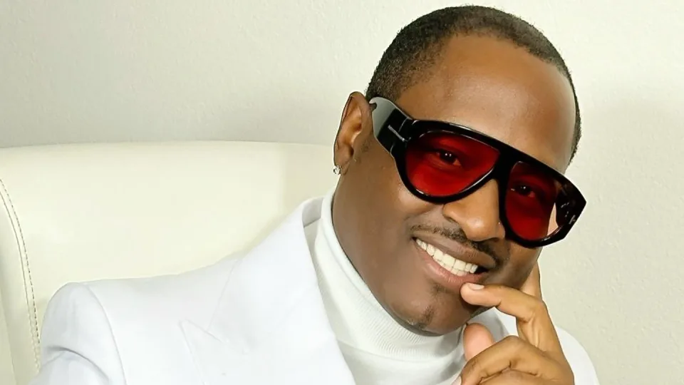 An Evening under the Stars - Grown & Sexy All White Soul Affair