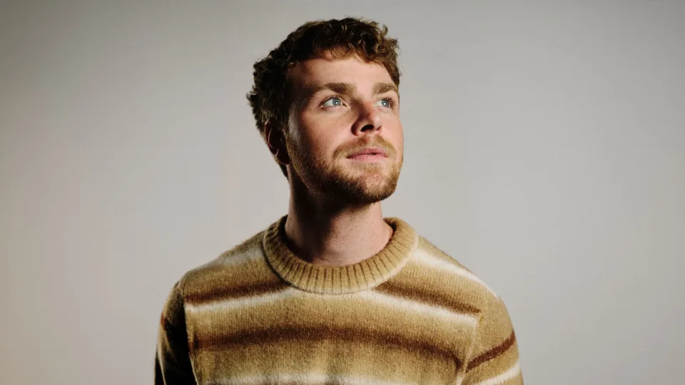 Alex Warren