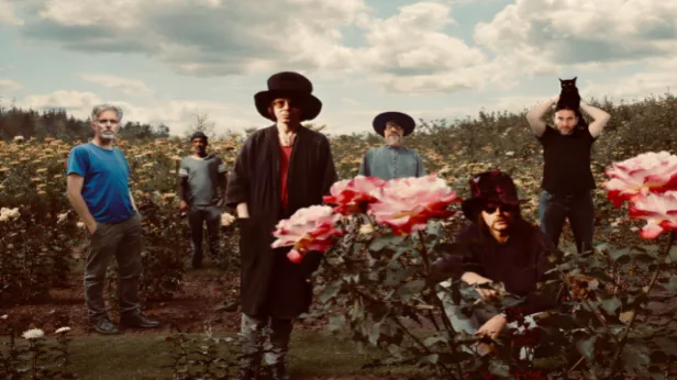 The Tear Garden (The Legendary Pink Dots & cEvin Key)