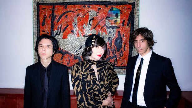 Yeah Yeah Yeahs: Hidden In Pieces Tour