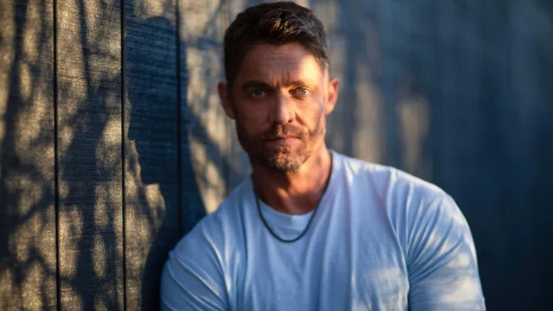 Brett Young: 2.0 Tour