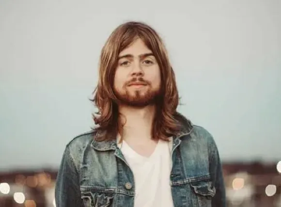 Sunday Spotlight with Andrew Leahey