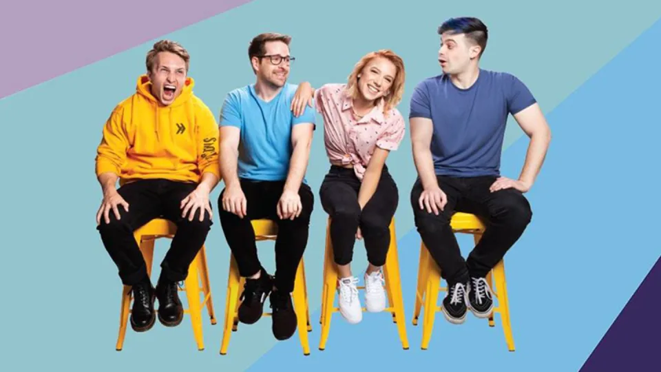 Netflix Is A Joke Presents: SMOSH READS REDDIT LIVE (ADDED SHOW)