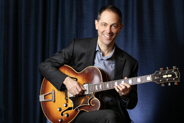 Jazz in the SIDEBAR with THE ANDY BROWN TRIO!